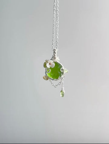 "Green light" Crystal Pendant